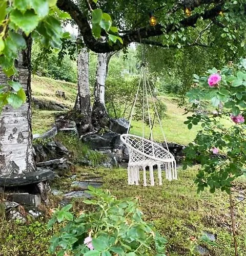 Feriehus Log With View Of Gaustatoppen Austbygdi