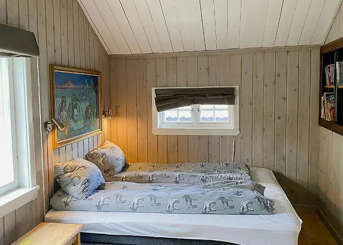 Log With View Of Gaustatoppen Feriehus Austbygdi